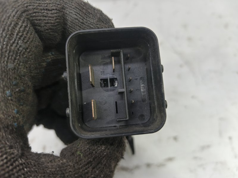 Блок управления вентилятором Volkswagen Polo 2020