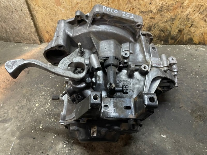 МКПП Volkswagen Polo 2020