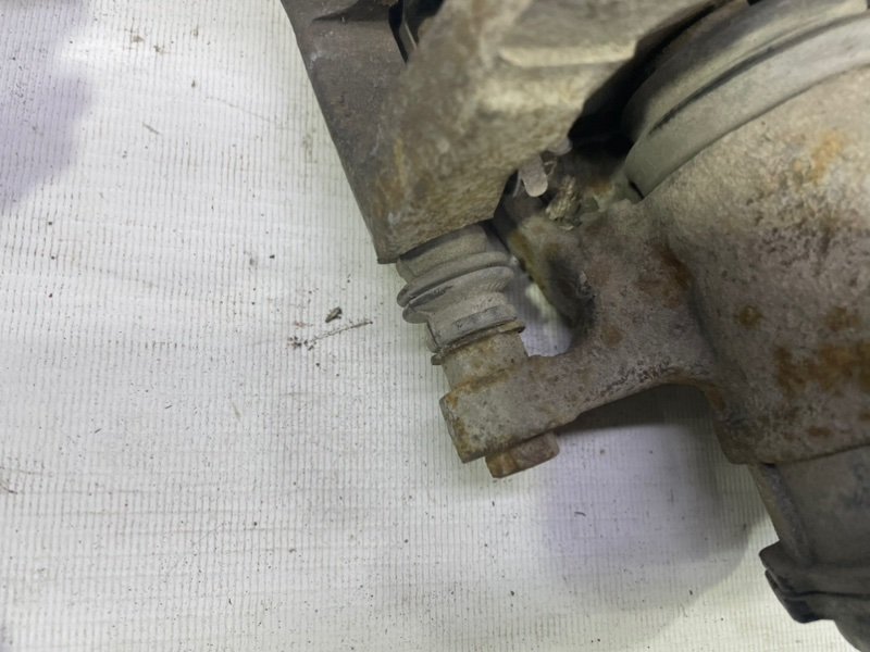 Суппорт Audi A6 2012