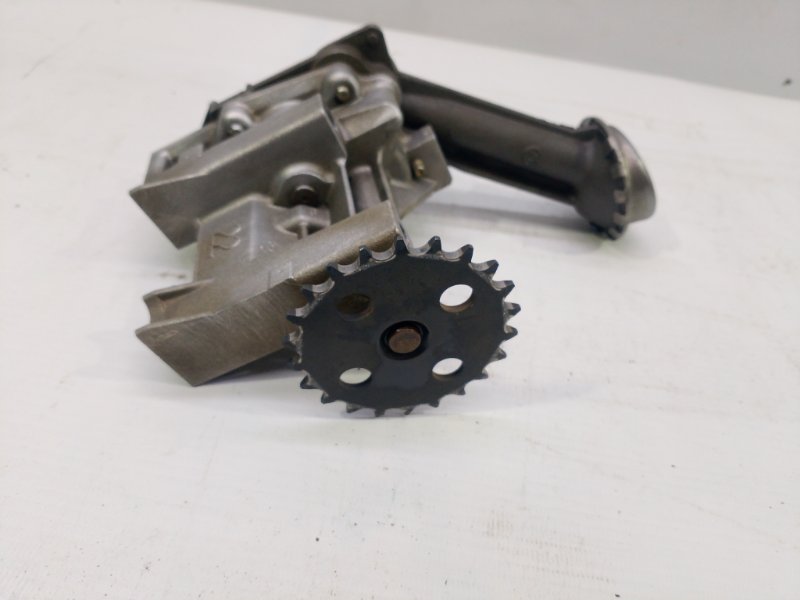 Насос масляный Renault Logan 2020 L8