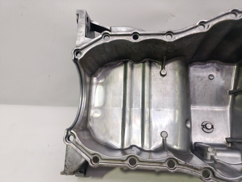 Поддон масляный двигателя Renault Logan 2020 L8