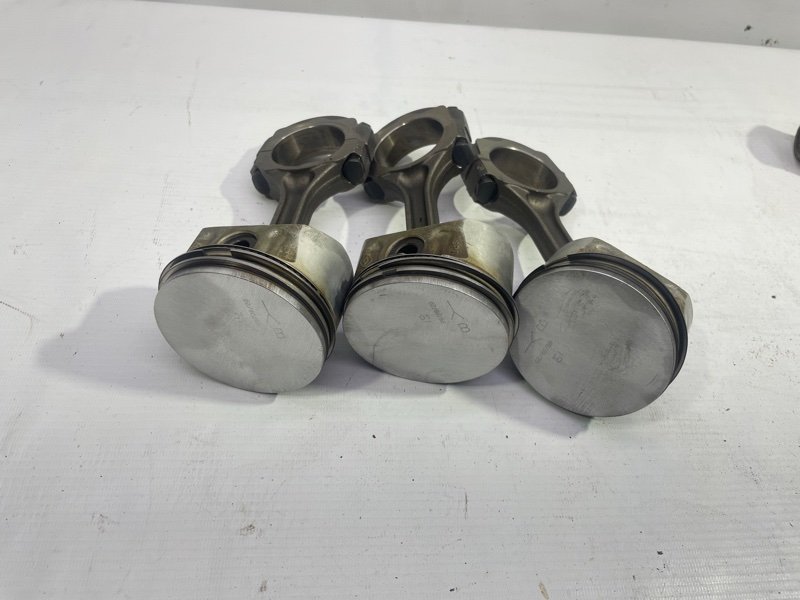 Шатун Renault Logan 2020 L8