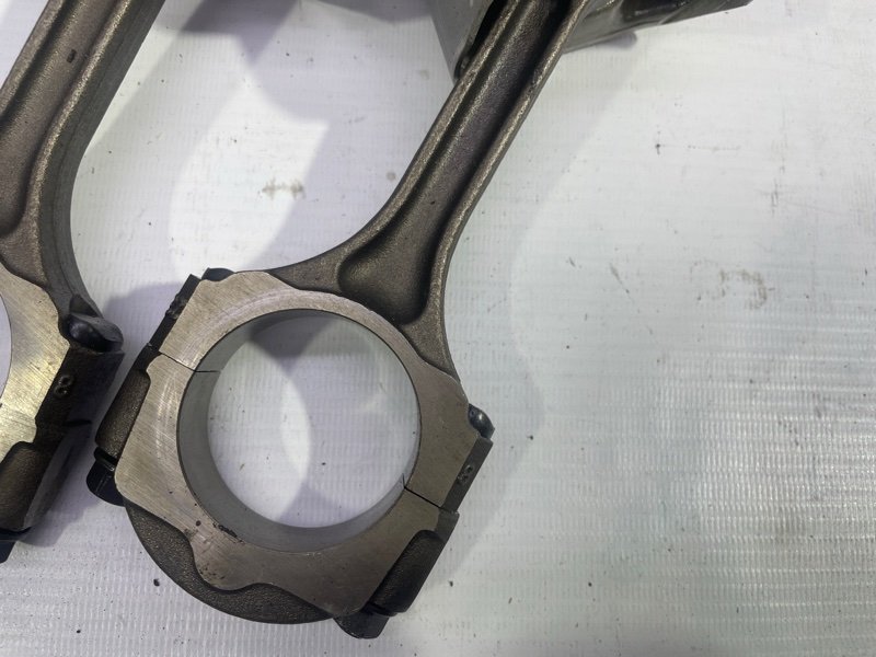 Шатун Renault Logan 2020 L8