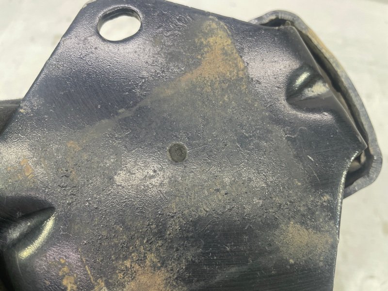 Подушка двигателя JAC T6 2020