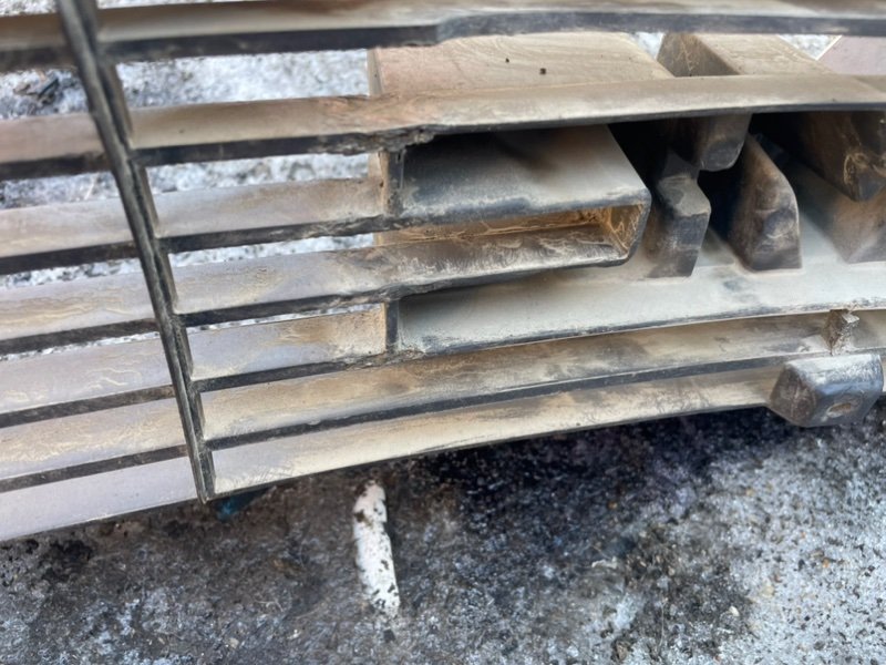 Бампер GMC Jimmy II 1995