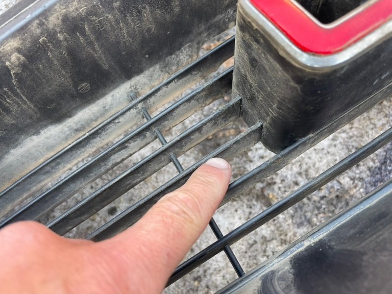 Бампер GMC Jimmy II 1995