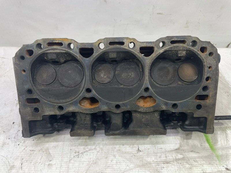 ГБЦ GMC Jimmy II 1995