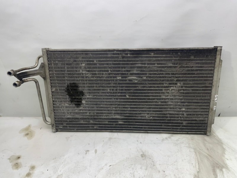 Радиатор кондиционера GMC Jimmy II 1995