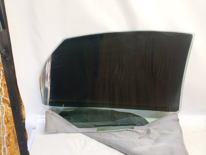 Стекло заднее lada vesta 2022