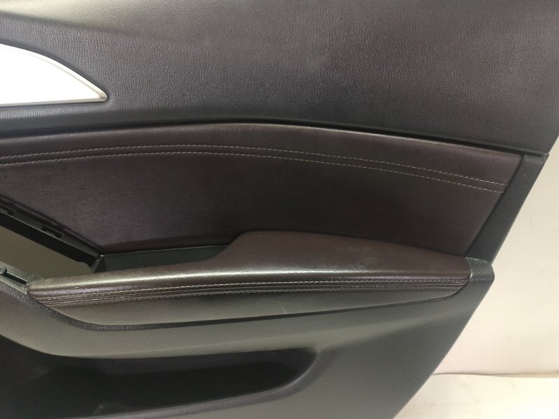 Обшивка двери Mazda Mazda 3 2015 BM