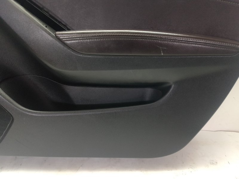 Обшивка двери Mazda Mazda 3 2015 BM