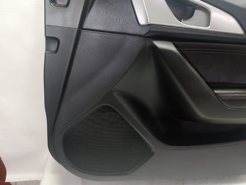 Обшивка двери Mazda Mazda 3 2015 BM