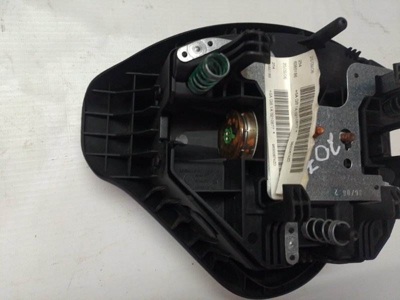 Подушка безопасности в руль Peugeot 207