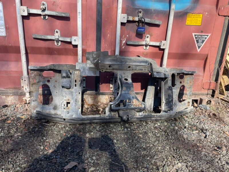 Панель передняя GMC Jimmy II 1995