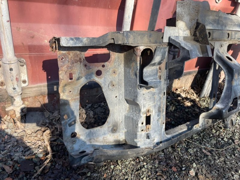 Панель передняя GMC Jimmy II 1995