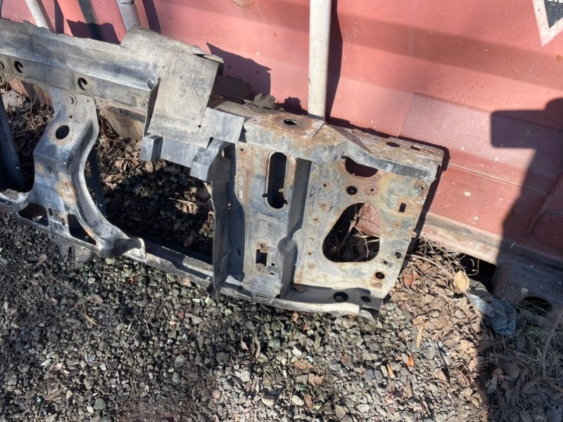 Панель передняя GMC Jimmy II 1995