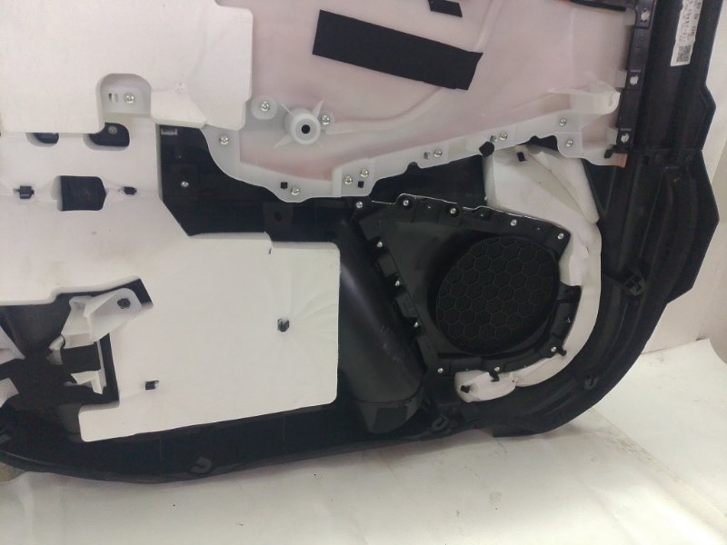 Обшивка двери Mazda CX-9 TC