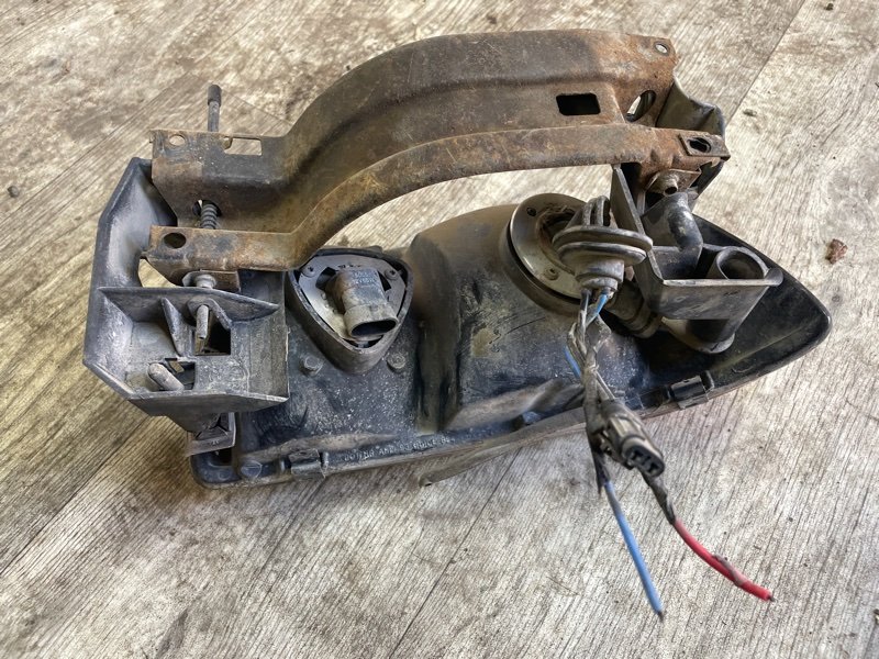 Фара GMC Jimmy II 1995