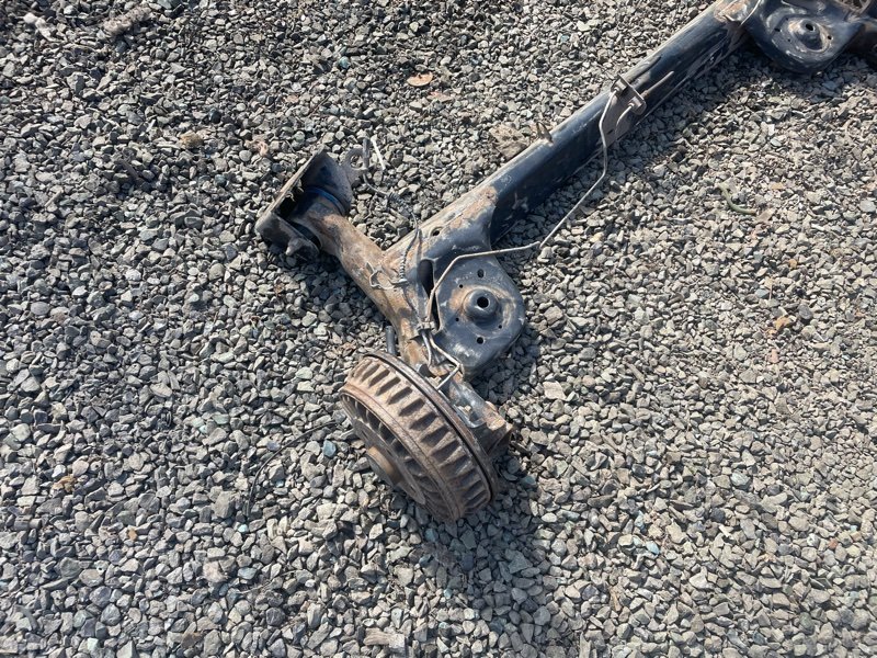 Балка Lada Largus 2013