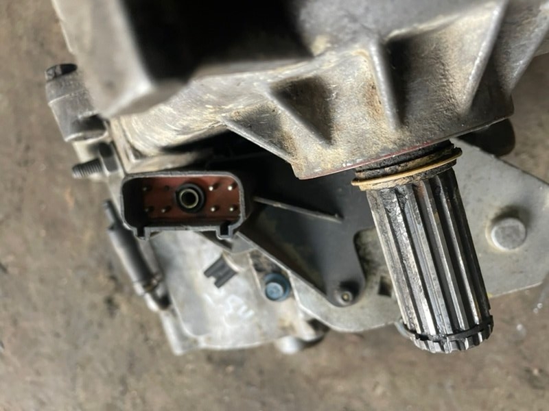 Раздатка GMC Jimmy II 1995