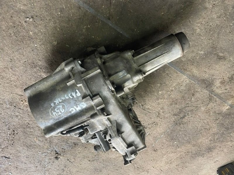 Раздатка GMC Jimmy II 1995