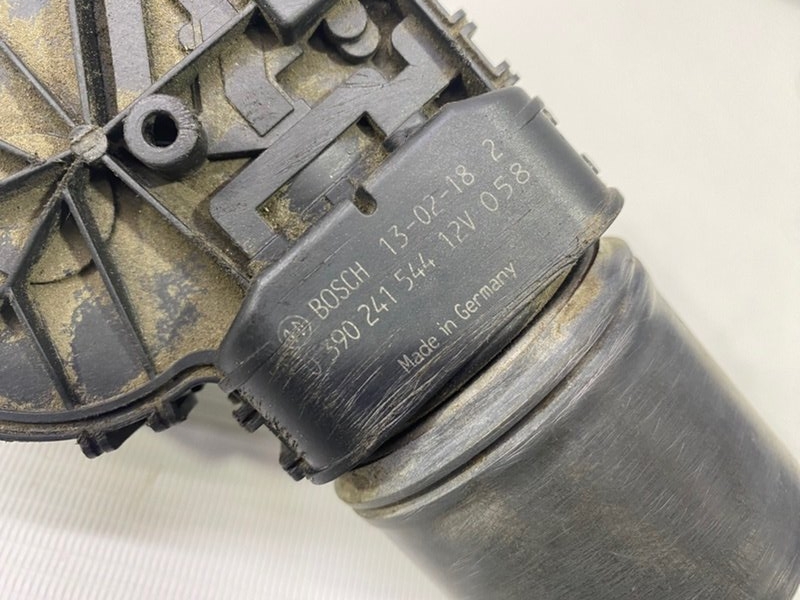 Моторчик дворников Lada Largus 2013