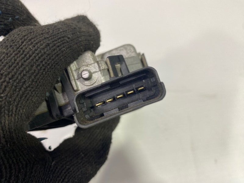 Моторчик дворников Lada Largus 2013