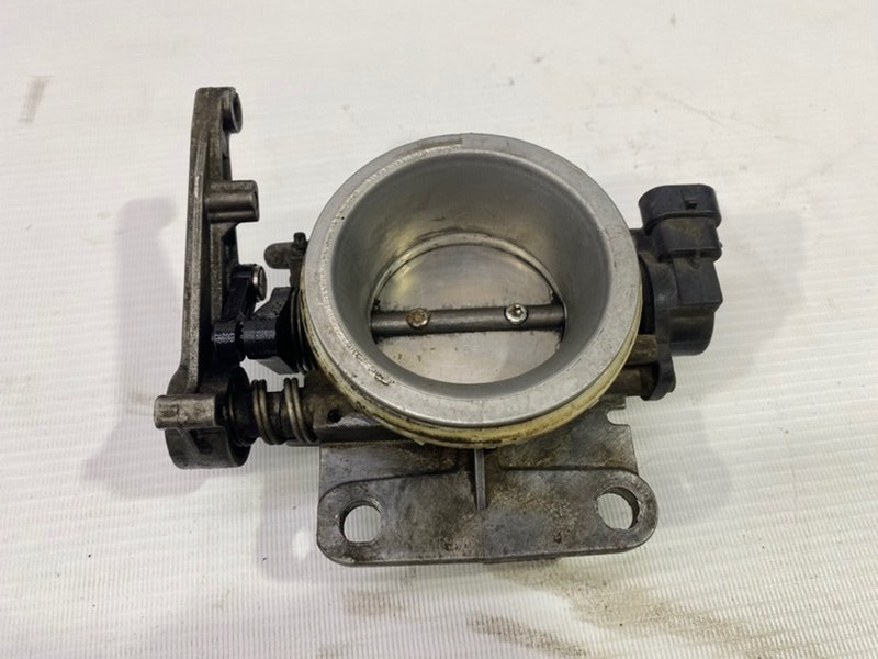 Дроссельная заслонка Lada Largus 2013