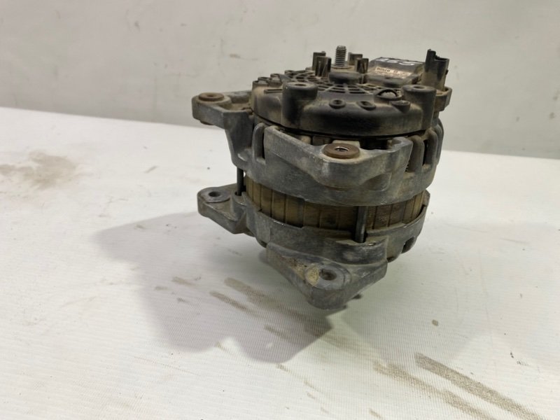 Генератор Lada Largus 2013