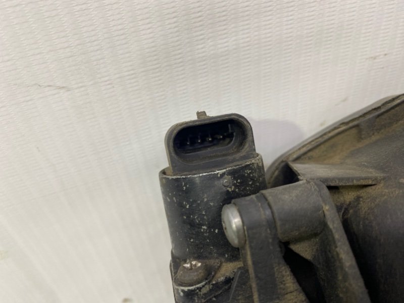 Корпус воздушного фильтра Lada Largus 2013