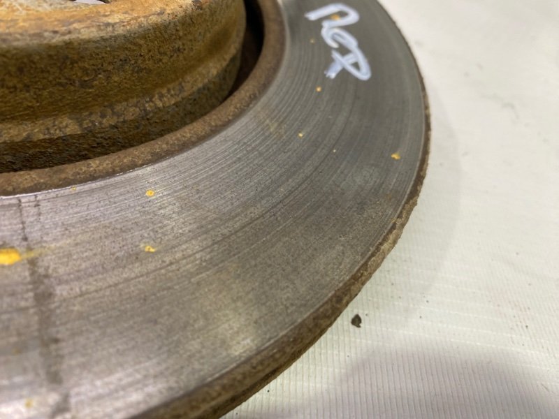 Тормозной диск Lada Largus 2013