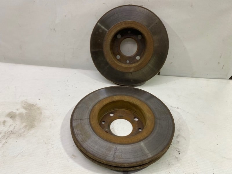 Тормозной диск Lada Largus 2013