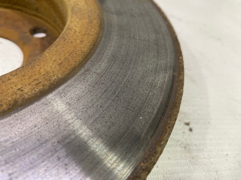 Тормозной диск Lada Largus 2013