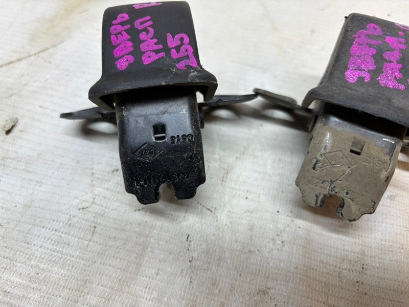 Замок двери багажника Lada Largus 2013