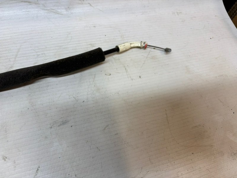 Замок багажника Lada Largus 2013