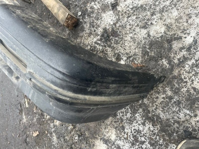 Бампер GMC Jimmy II 1995