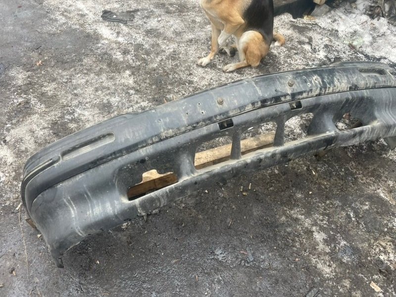 Бампер GMC Jimmy II 1995