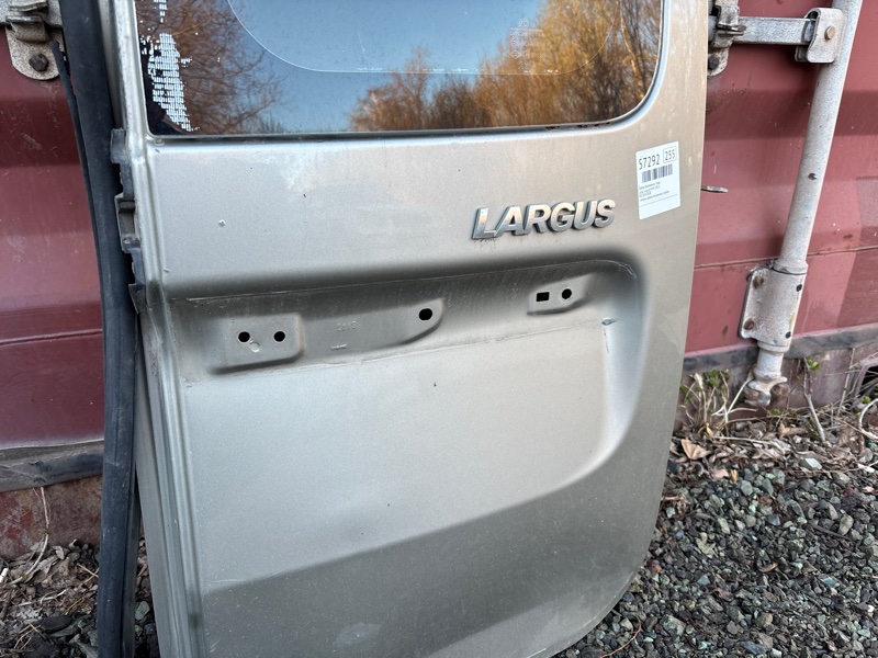 Дверь багажника Lada Largus 2013