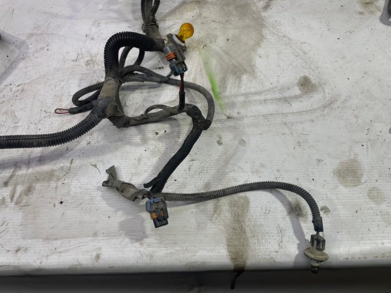 Проводка фары GMC Jimmy II 1995