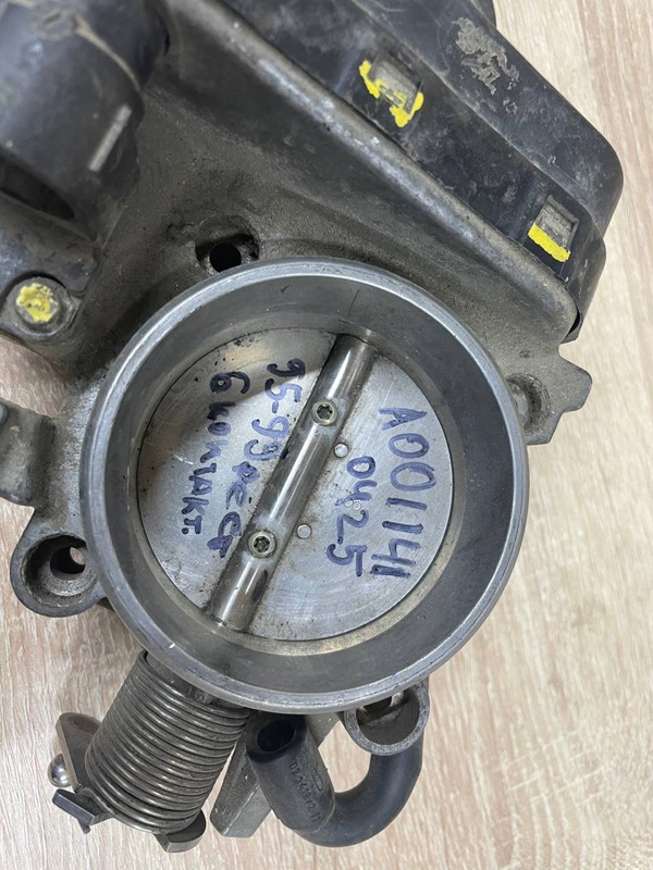 Дроссельная заслонка Mercedes-Benz E-Class W210