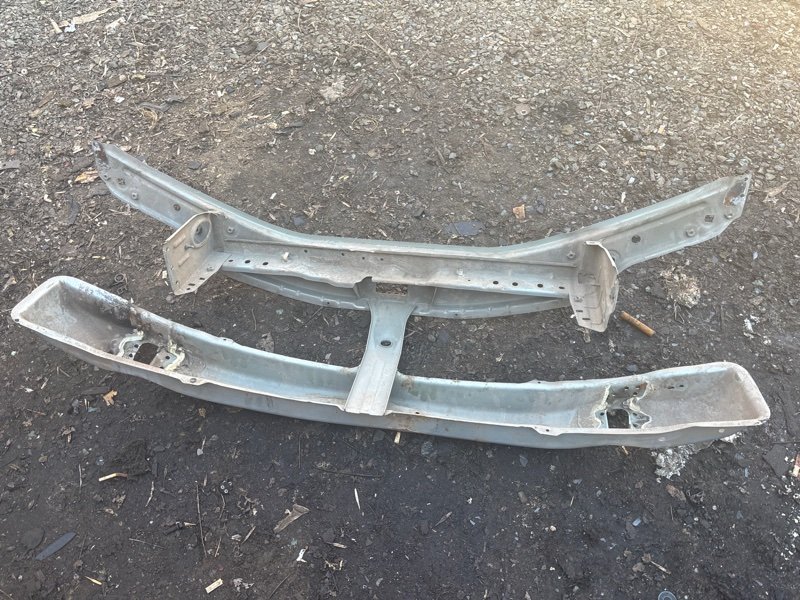 Панель передняя Lada Largus 2013