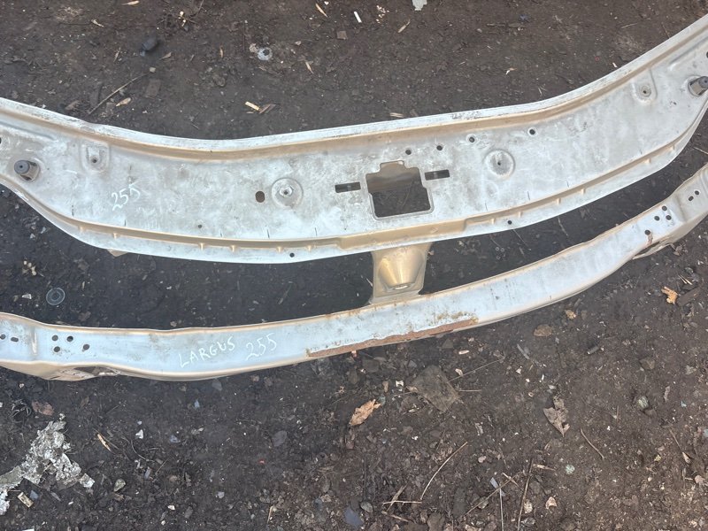 Панель передняя Lada Largus 2013