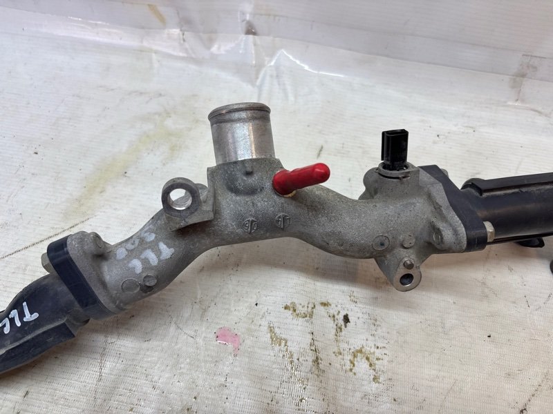 Патрубок Toyota Land Cruiser 2021-2025 300