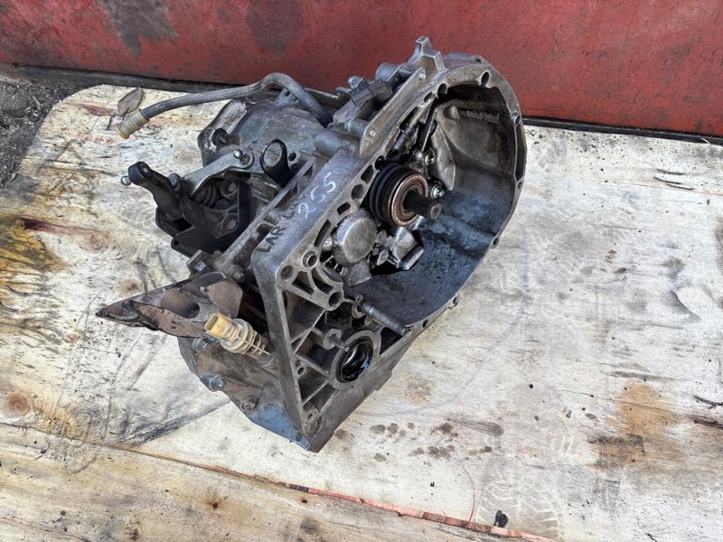 МКПП Lada Largus 2013