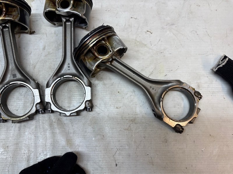 Шатун Toyota Land Cruiser 2021-2025 300