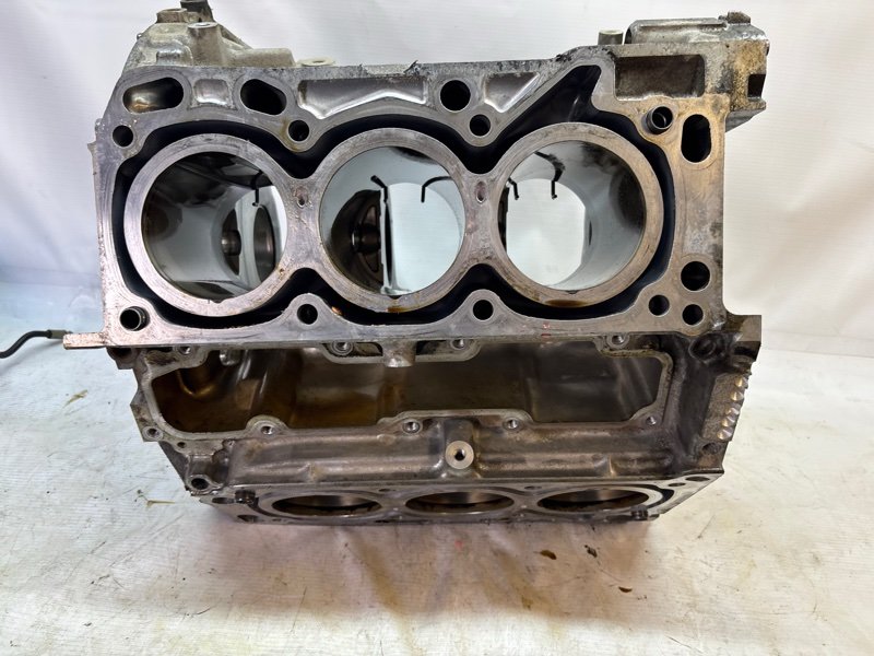 Блок двигателя Toyota Land Cruiser 2021-2025 300