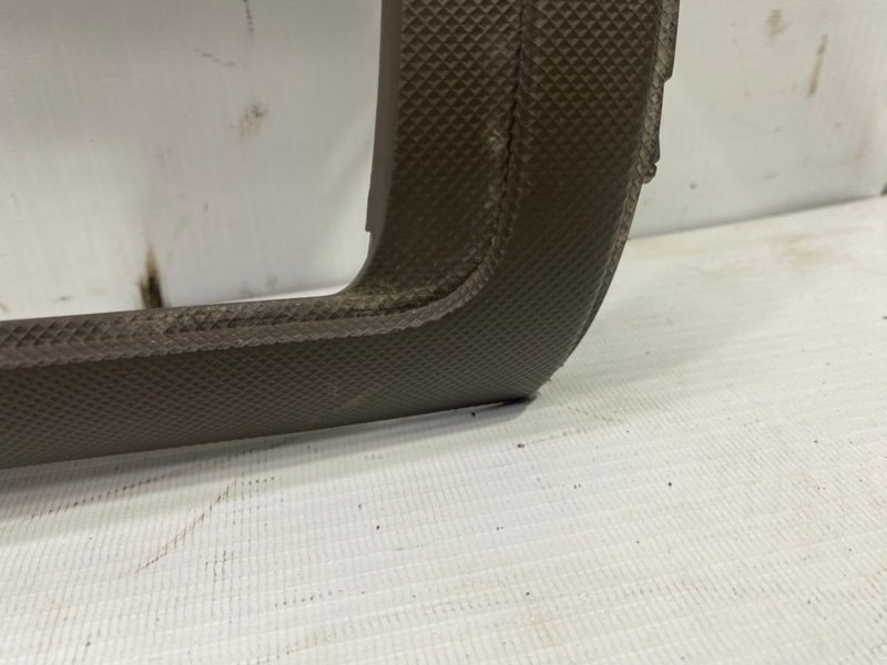 Накладка торпеды Lada Largus 2013