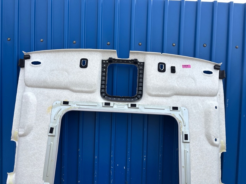 Обшивка потолка Omoda C5 2023