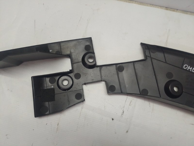 Накладка замка капота Omoda C5 2023