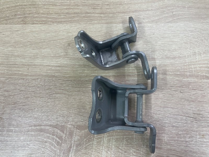 Петля двери Honda CR-V 2019 RW